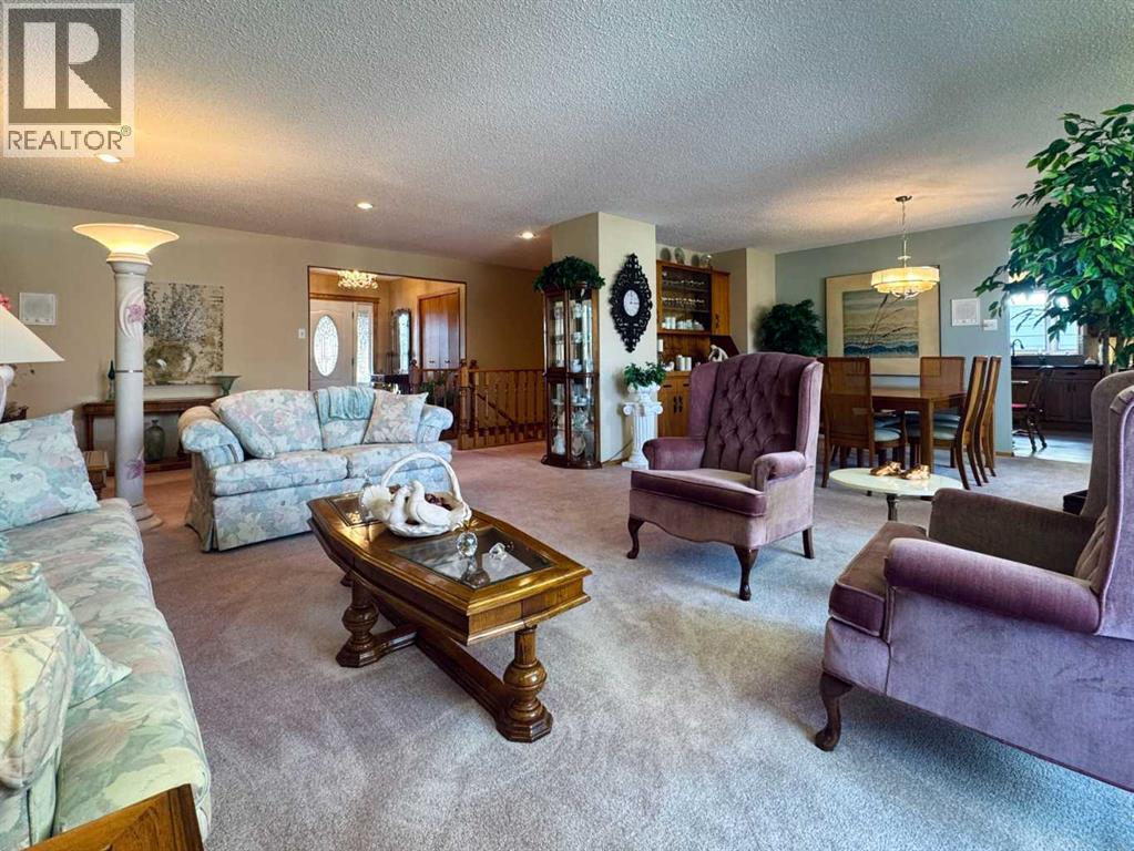 
          335 28 Street South
            <br/>
            <span>Lethbridge</span>
            , 
            <span>AB</span>
             <span>T1J3S7</span>
         - Photo 8