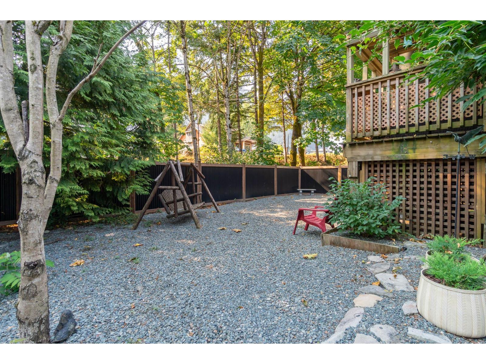 695 HUDSON BAY STREET, Hope, Hope