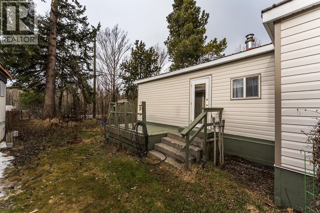 #11 3730 LANSDOWNE ROAD - 6