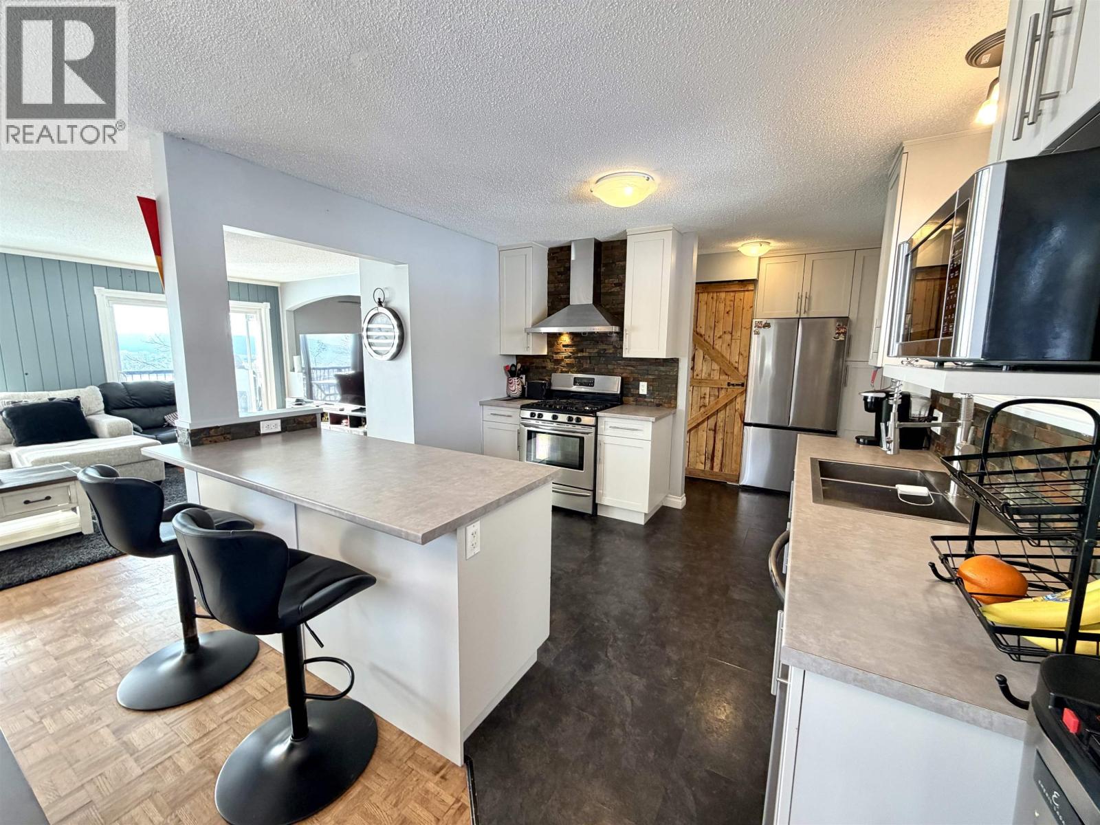 864 OLD LOOP ROAD, Vanderhoof