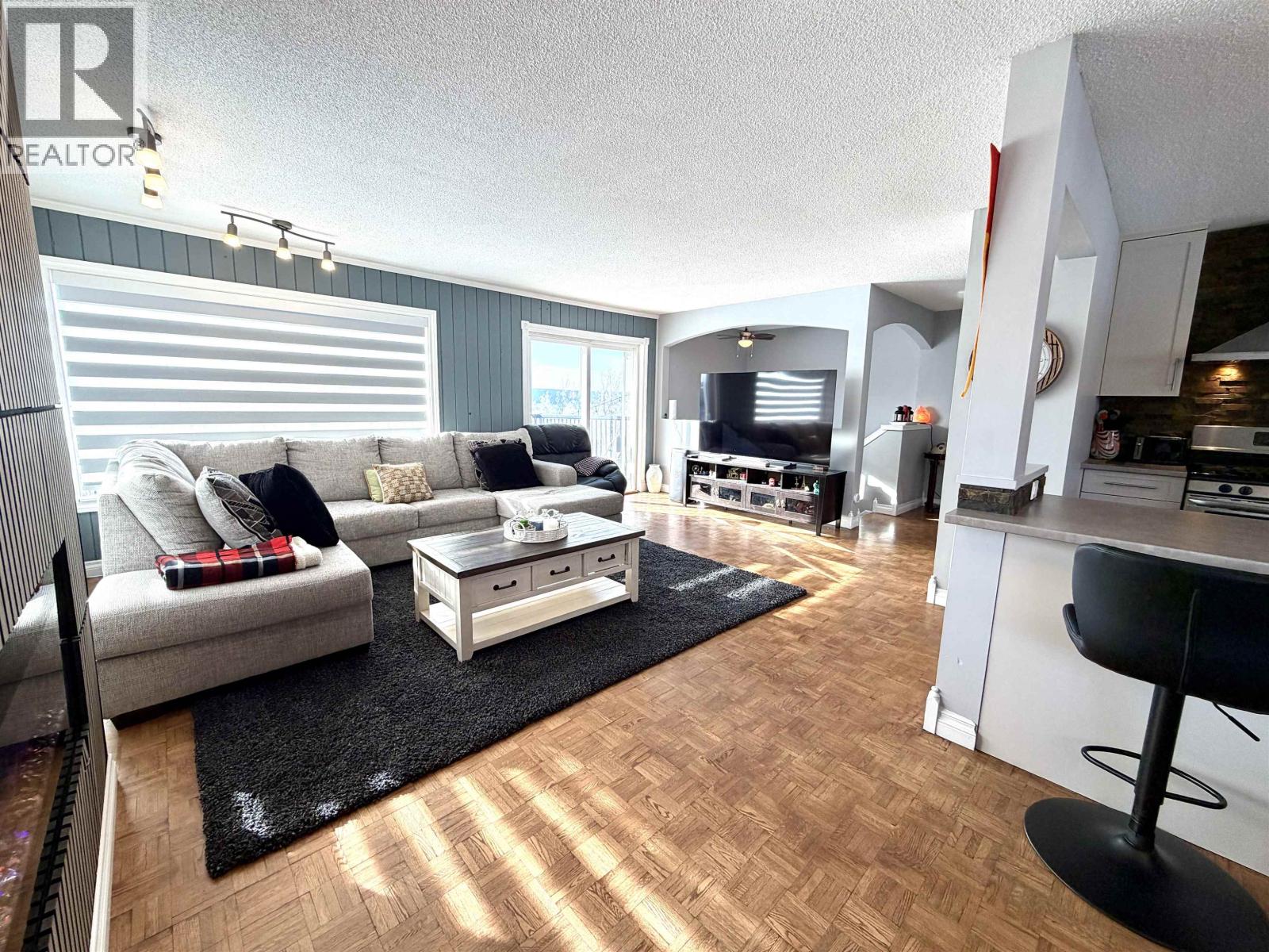 864 OLD LOOP ROAD, Vanderhoof