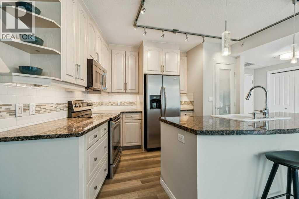 Single Family House for Sale in    Avenue SW Eau Claire Calgary 