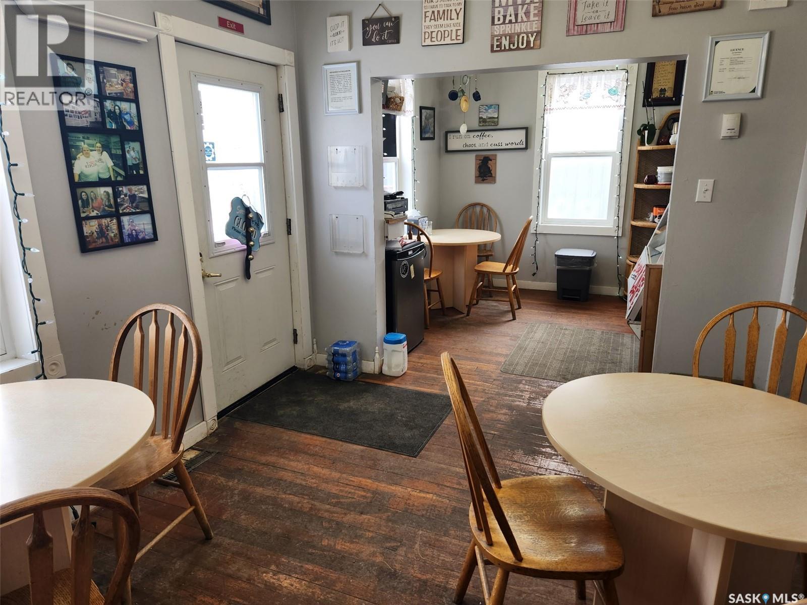 503 Main STREET — photo 18