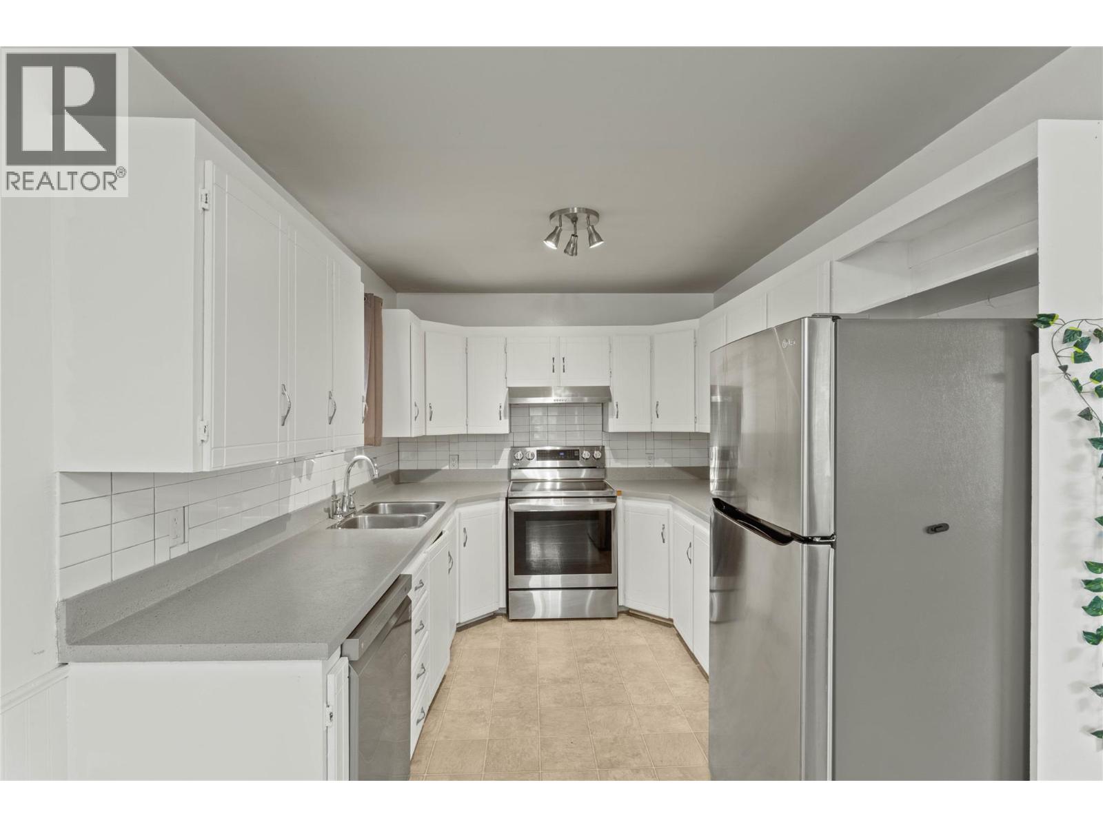 2805 Caen Road - 6