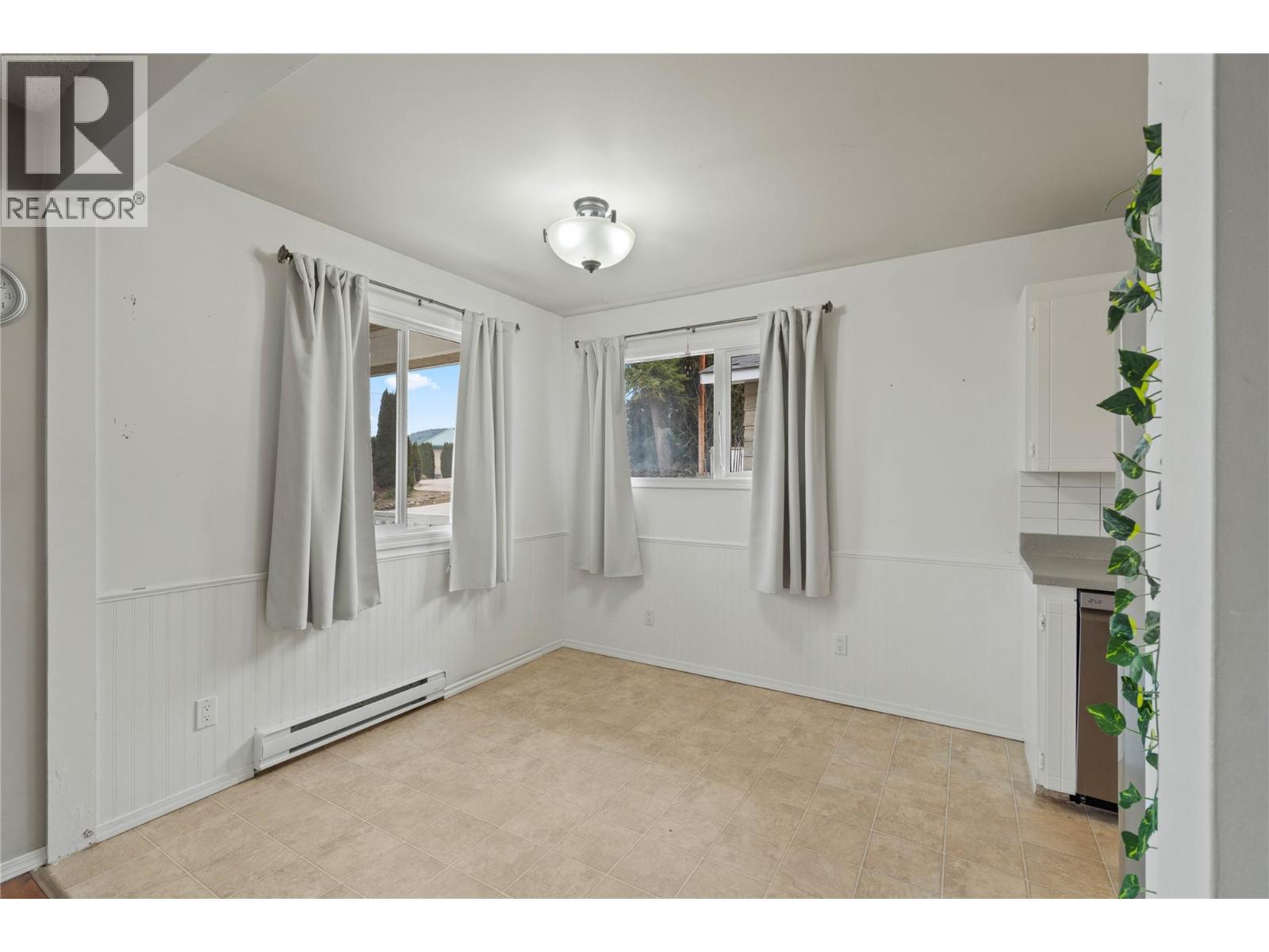 2805 Caen Road, Sorrento