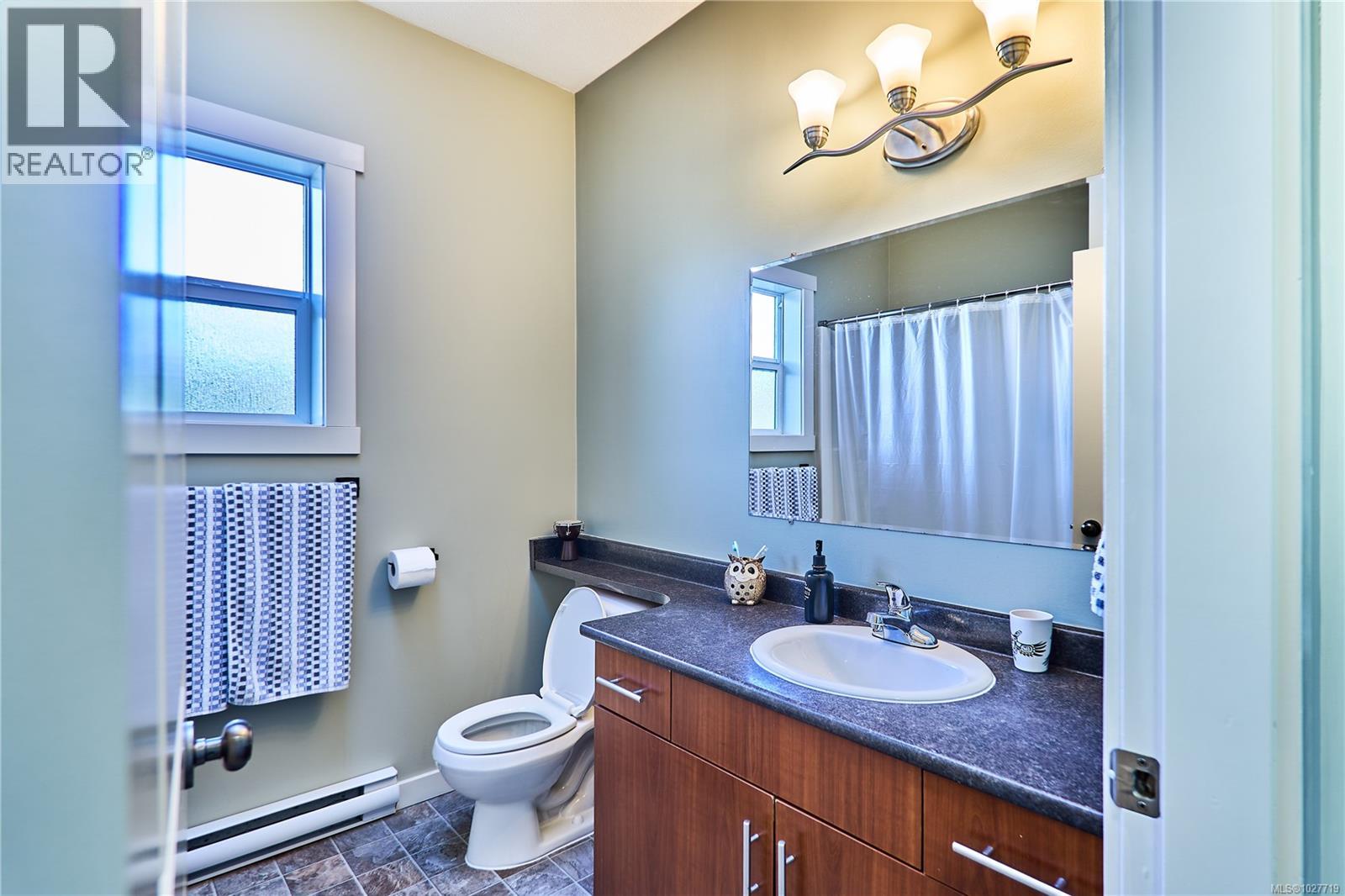 104 582 Rosehill St, Nanaimo