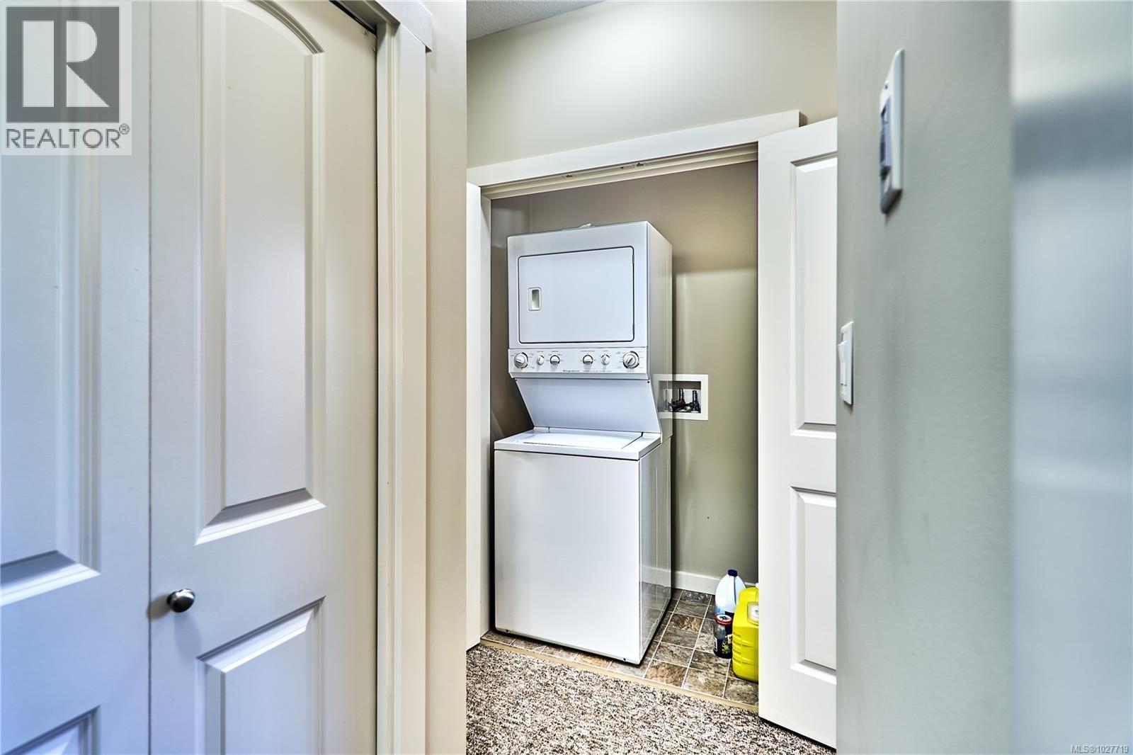 104 582 Rosehill St, Nanaimo