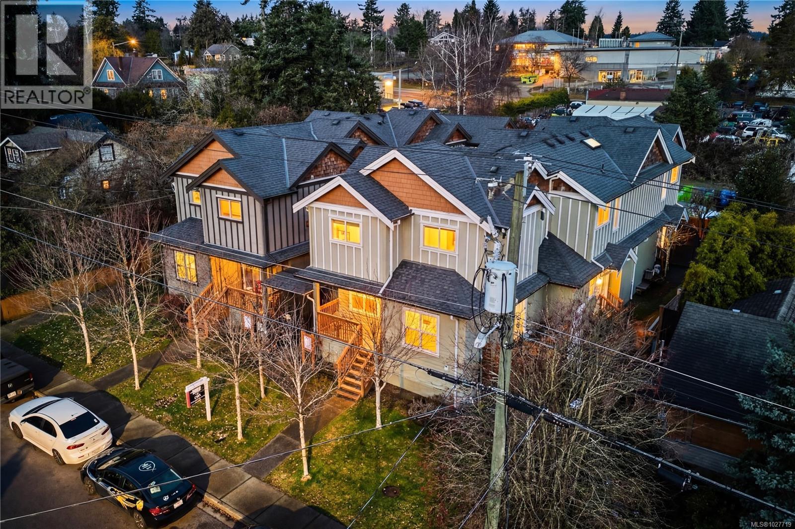 104 582 Rosehill St, Nanaimo