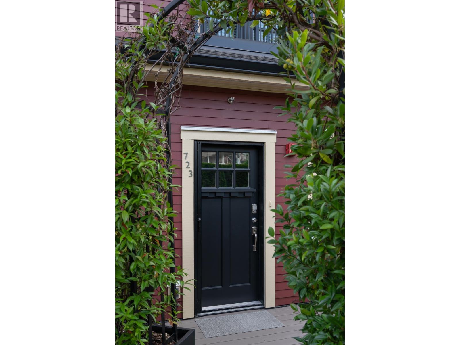 723 UNION STREET, Vancouver