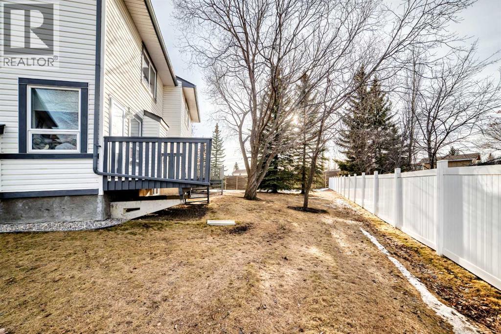 Single Family House for Sale in  Citadel Heights NW Citadel Calgary 