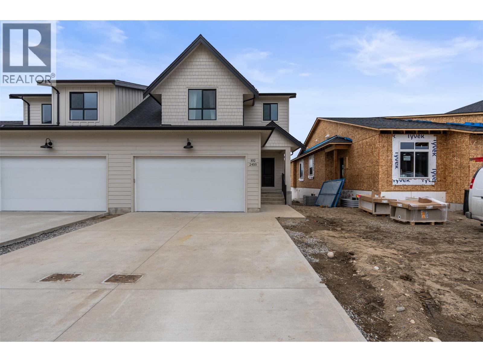 2455 Bradley Drive Unit# 102 Lot# 4, Armstrong