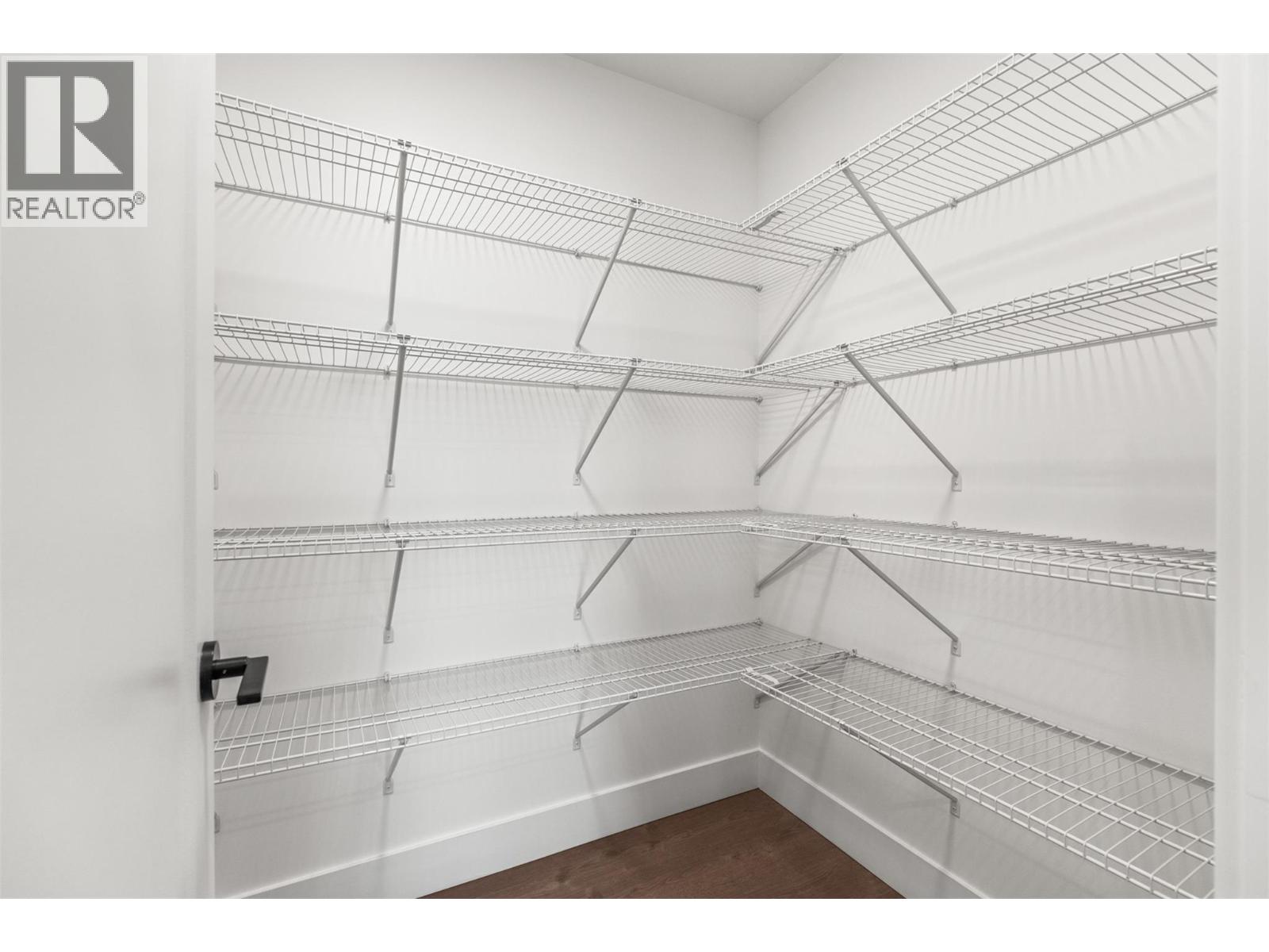 2455 Bradley Drive Unit# 102 Lot# 4, Armstrong