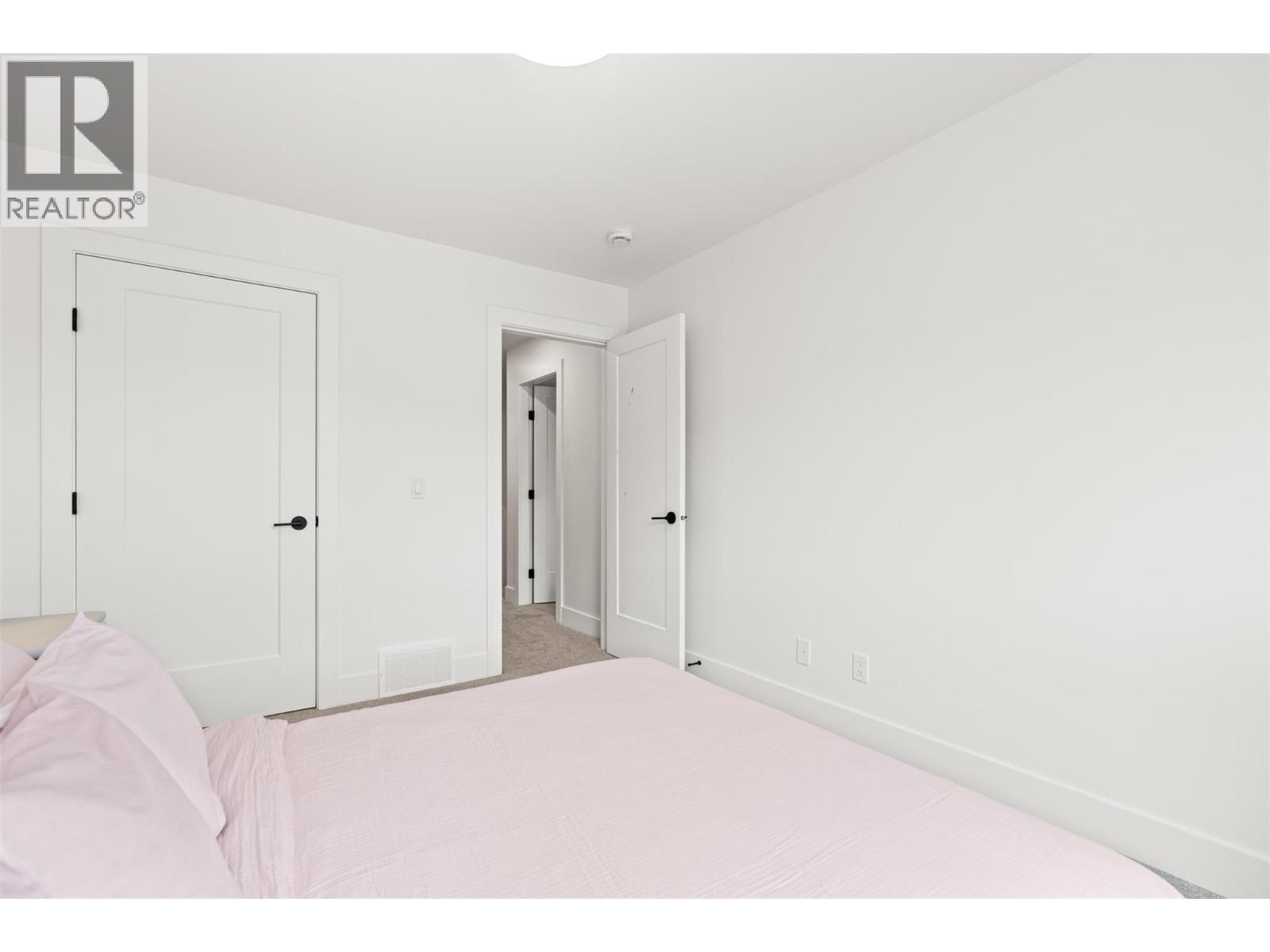 2455 Bradley Drive Unit# 102 Lot# 4, Armstrong