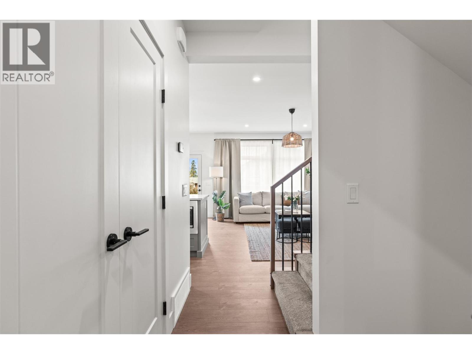 2455 Bradley Drive Unit# 102 Lot# 4, Armstrong