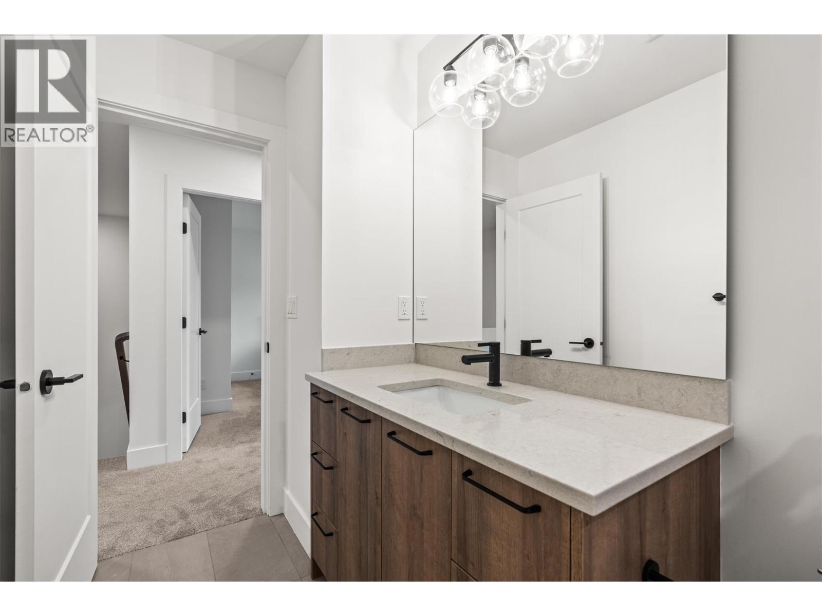 2455 Bradley Drive Unit# 102 Lot# 4, Armstrong