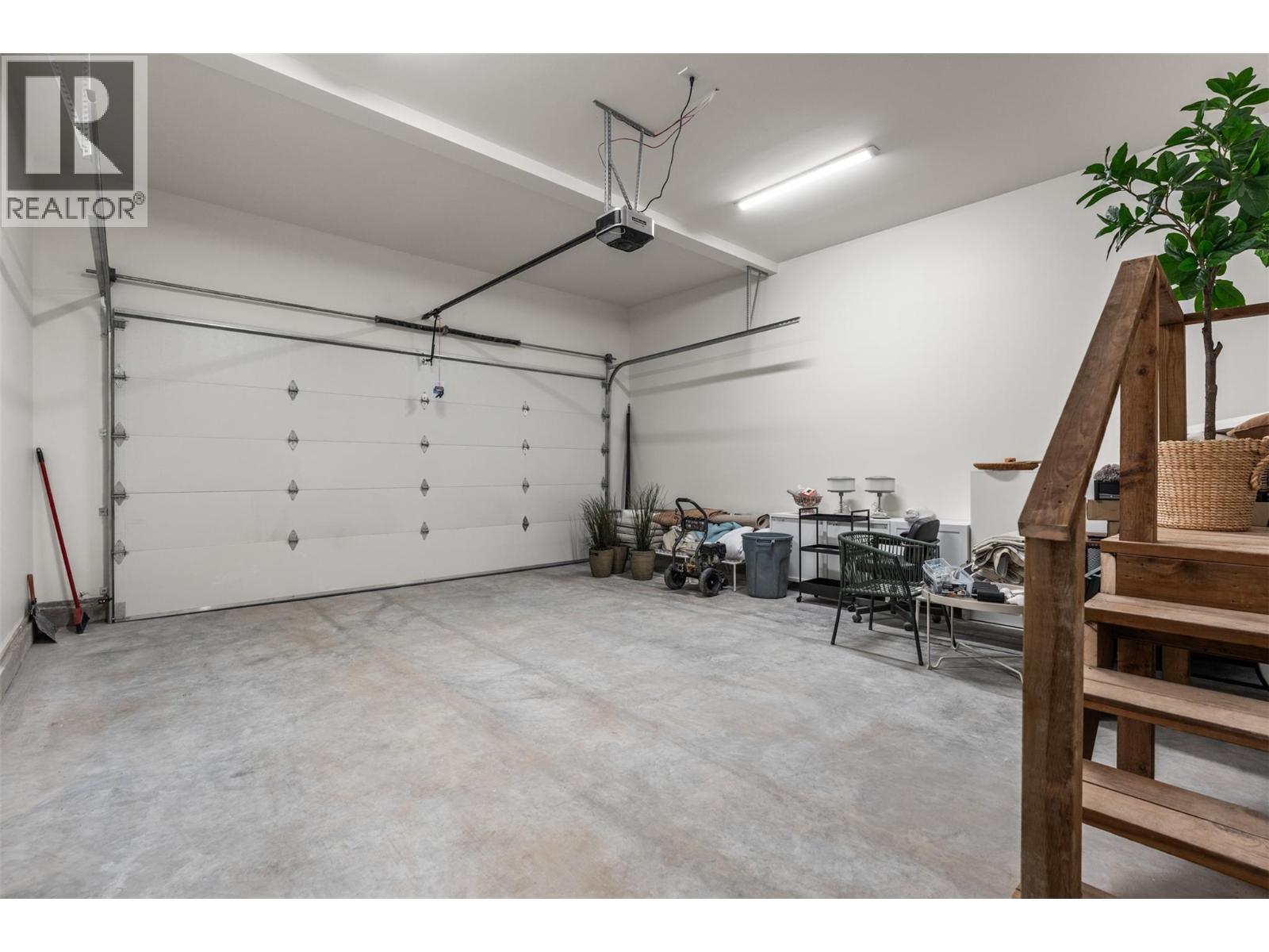 2455 Bradley Drive Unit# 102 Lot# 4, Armstrong