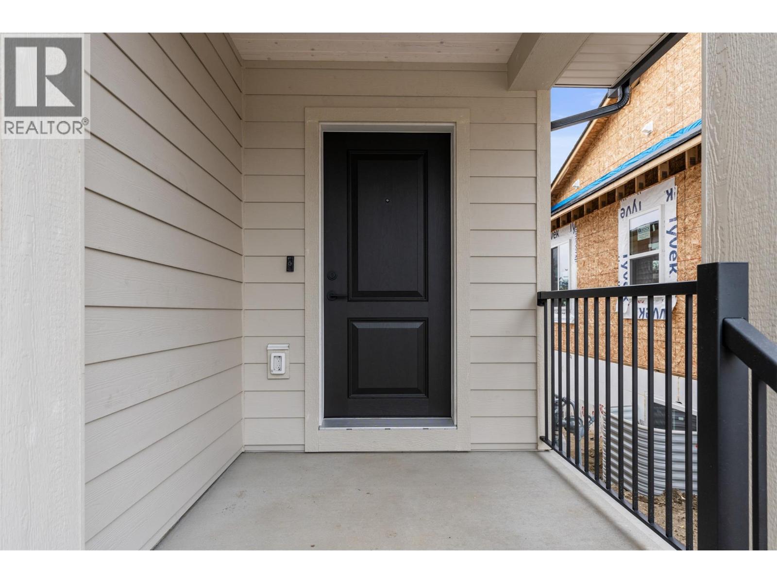 2455 Bradley Drive Unit# 102 Lot# 4, Armstrong