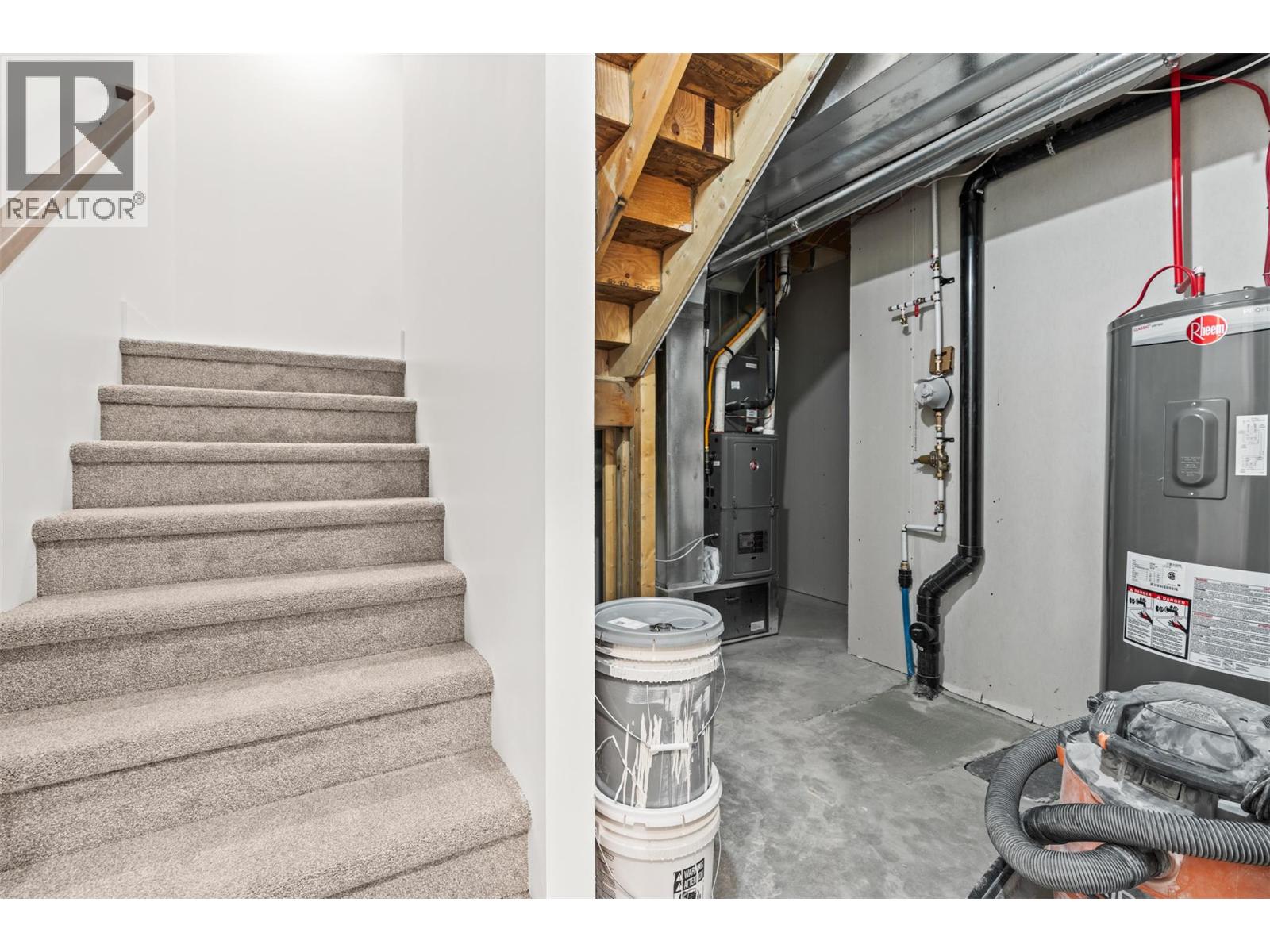 2455 Bradley Drive Unit# 102 Lot# 4, Armstrong