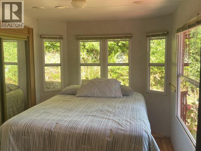 9352 POWELL LAKE, Powell River