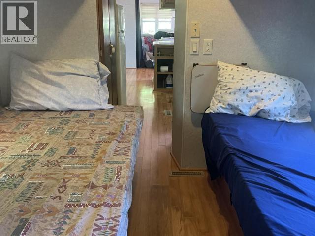 9352 POWELL LAKE, Powell River