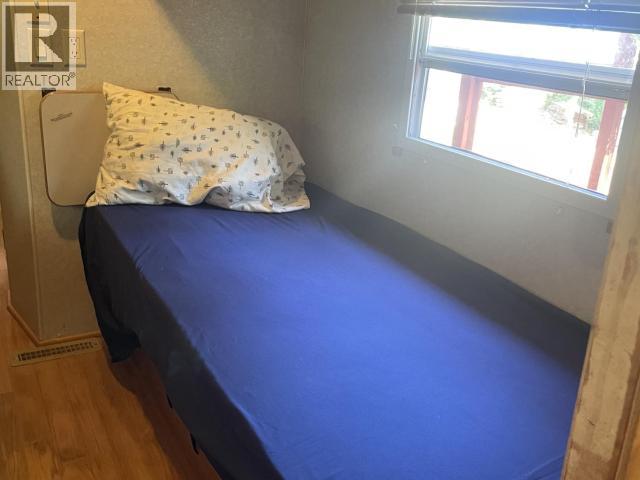 9352 POWELL LAKE - 17