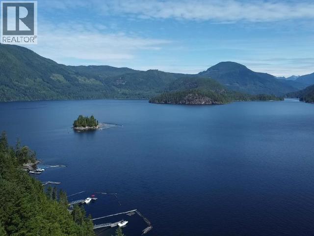 9352 POWELL LAKE, Powell River