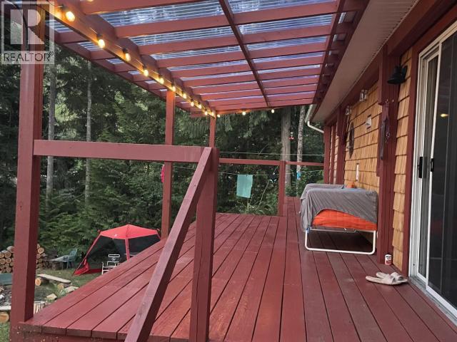 9352 POWELL LAKE, Powell River