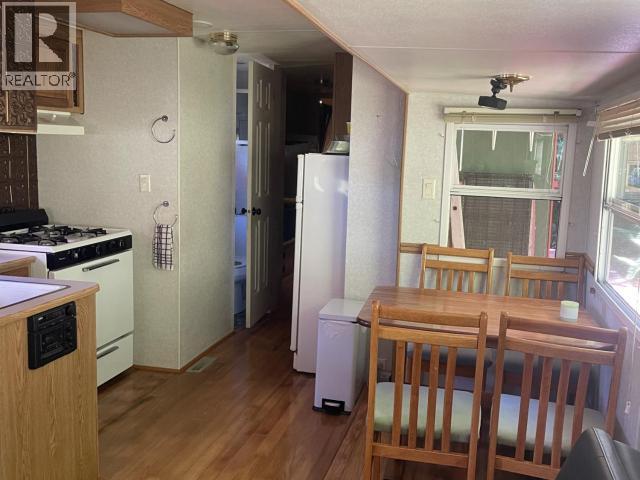 9352 POWELL LAKE, Powell River