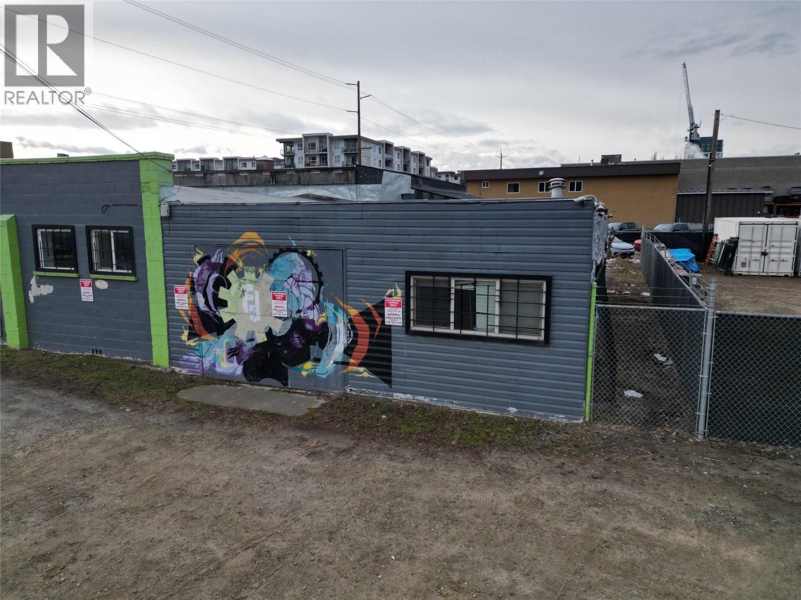 B 1126 Richter Street, Kelowna