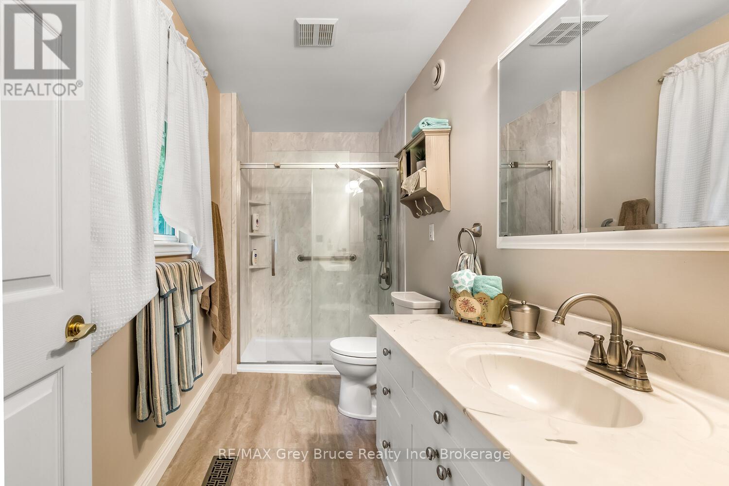 501204 GREY ROAD 1 - 20