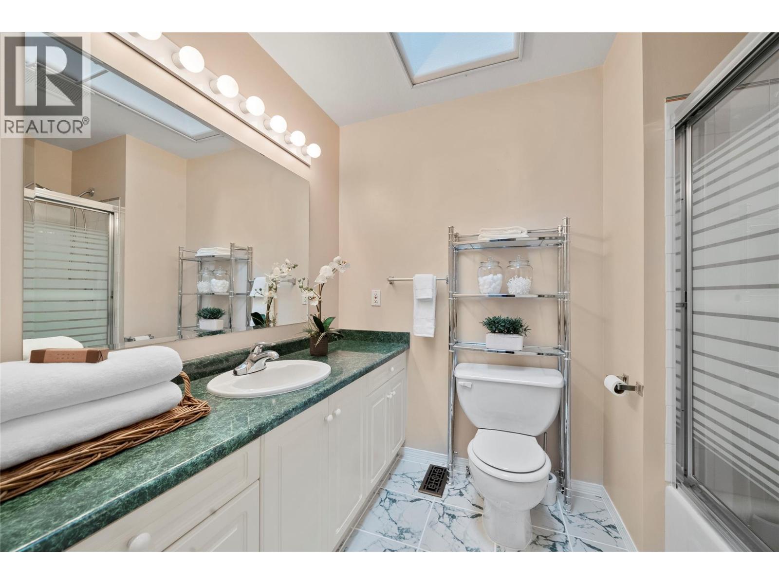 2604 Fairview Place, Blind Bay