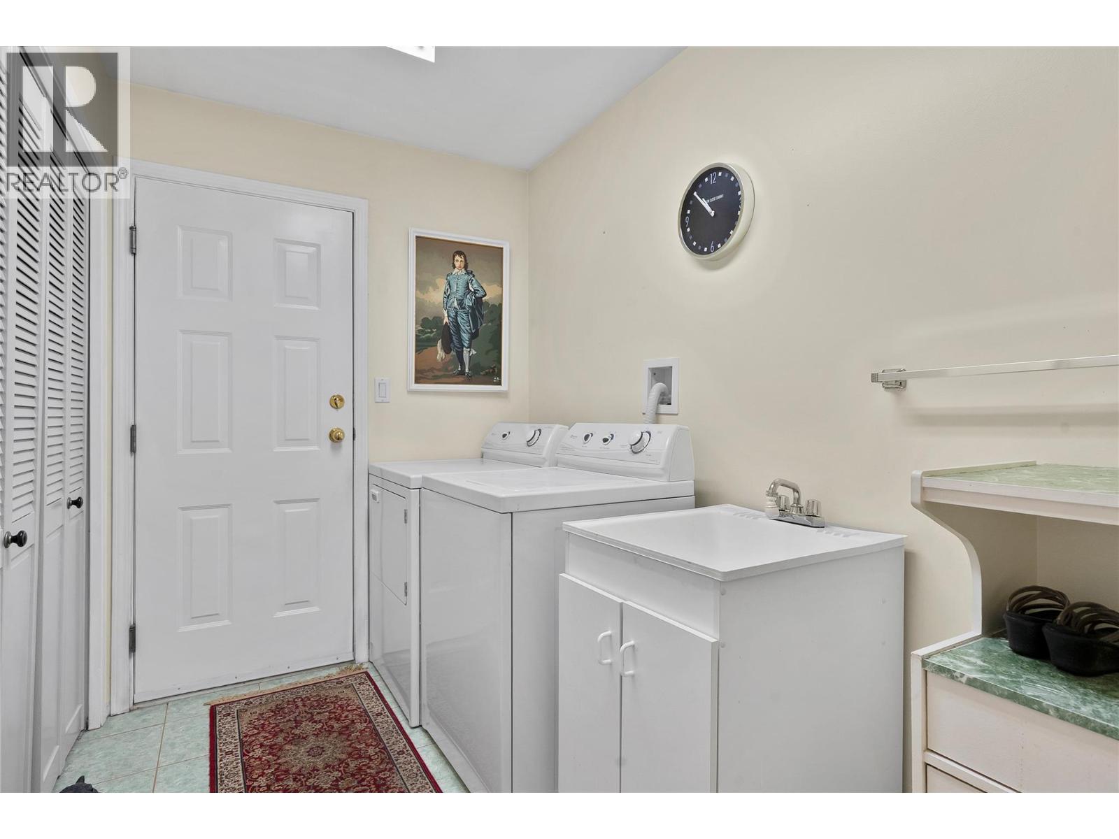 2604 Fairview Place, Blind Bay