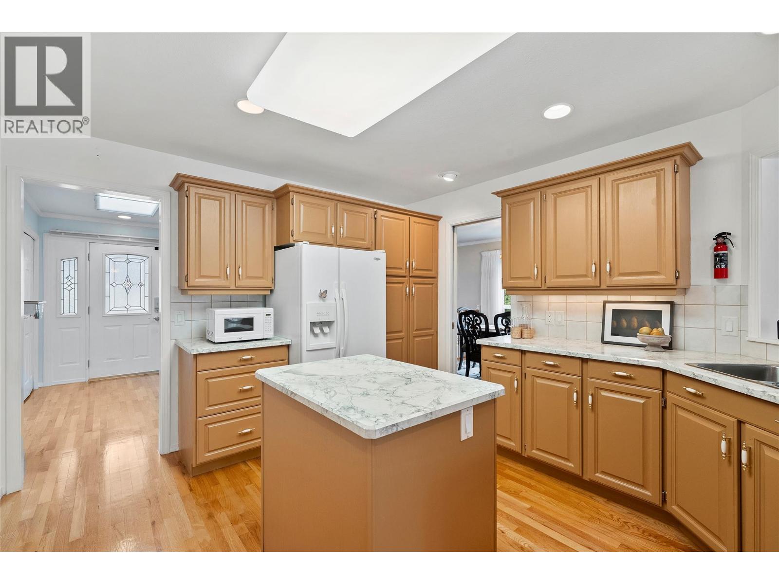 2604 Fairview Place, Blind Bay