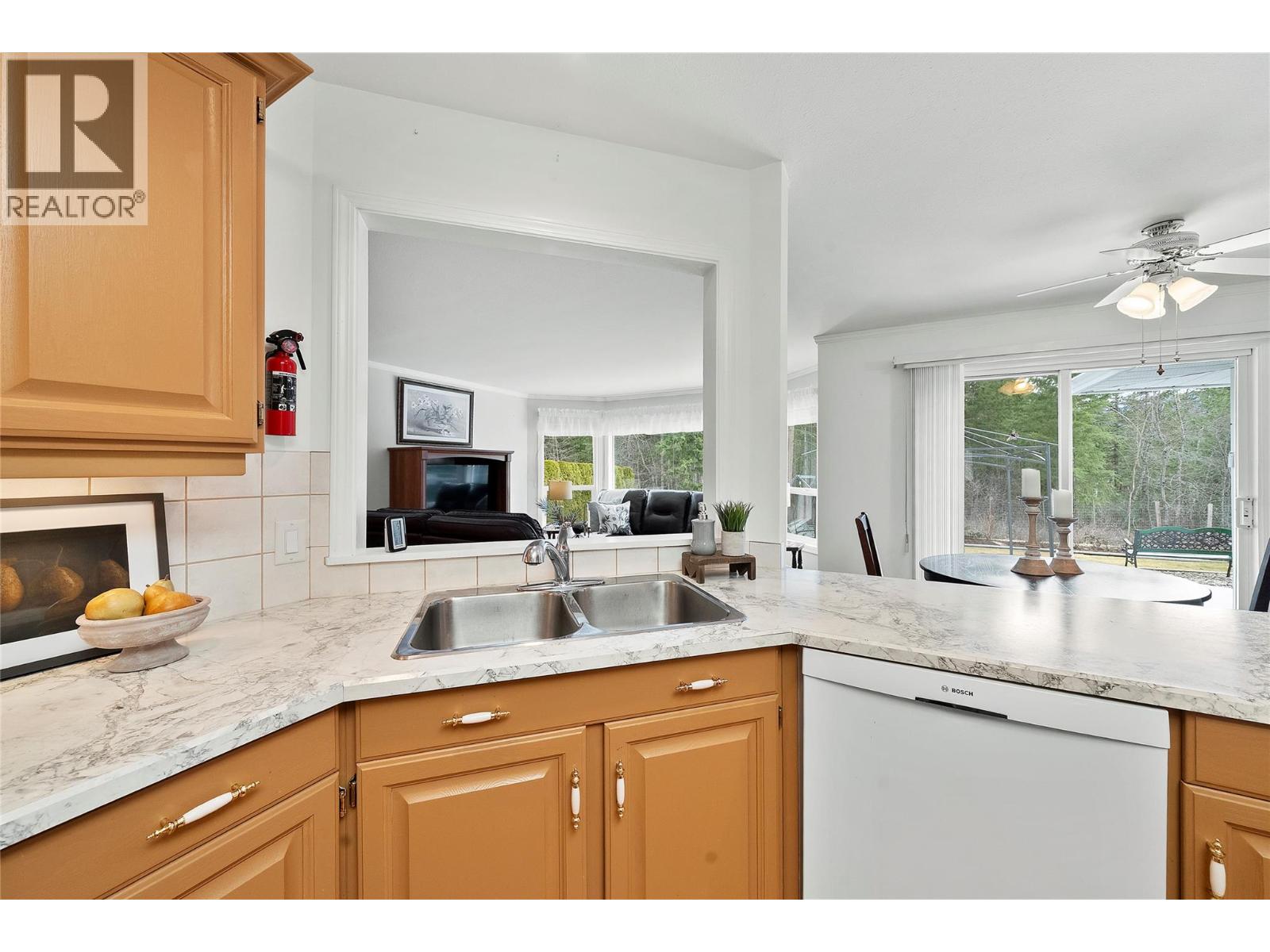 2604 Fairview Place, Blind Bay