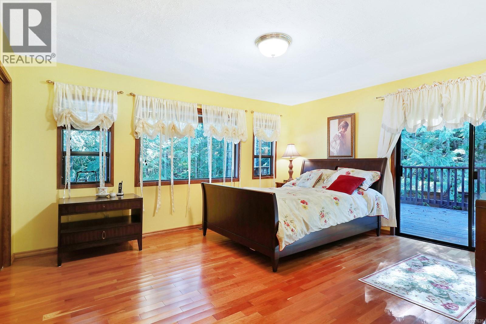 651 GORGE HARBOUR - 19