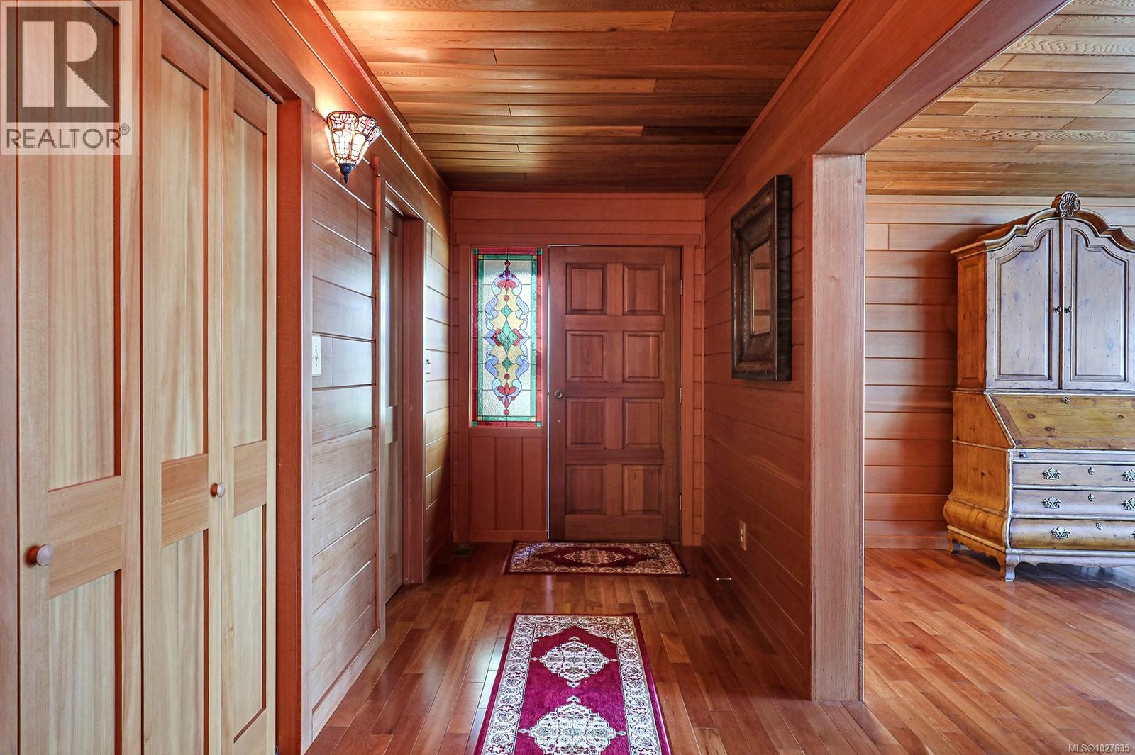 651 GORGE HARBOUR - 9