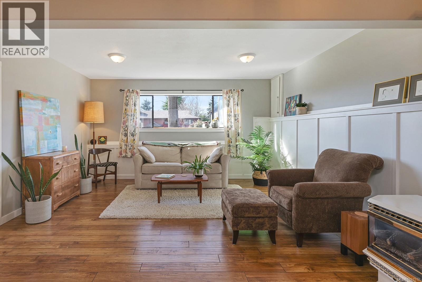 512 Brooklyn Pl, Comox