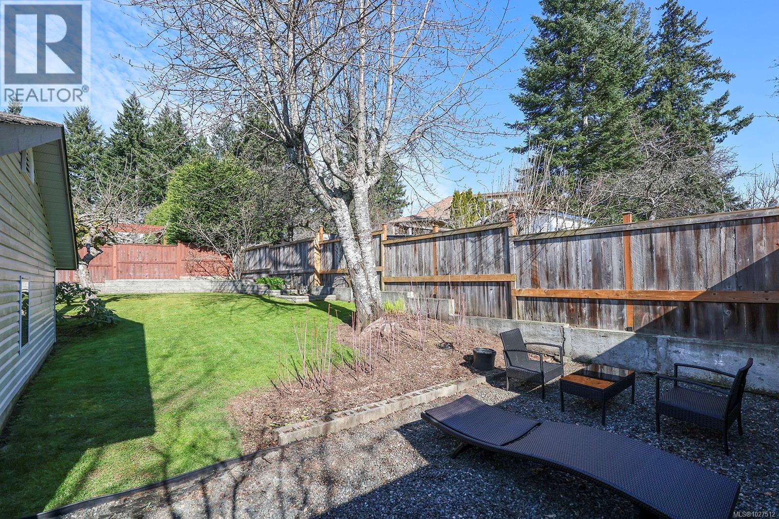 512 Brooklyn Pl, Comox