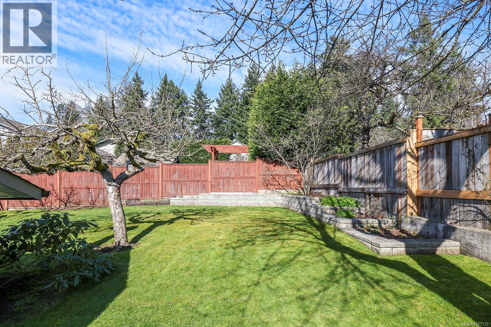 512 Brooklyn Pl, Comox