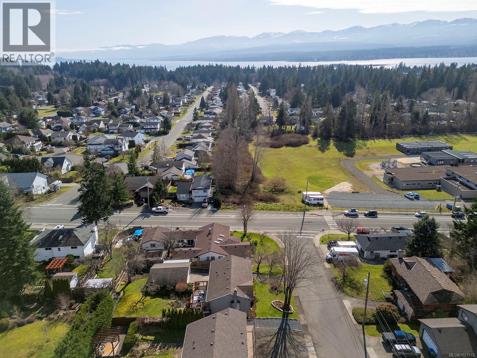 512 Brooklyn Pl, Comox