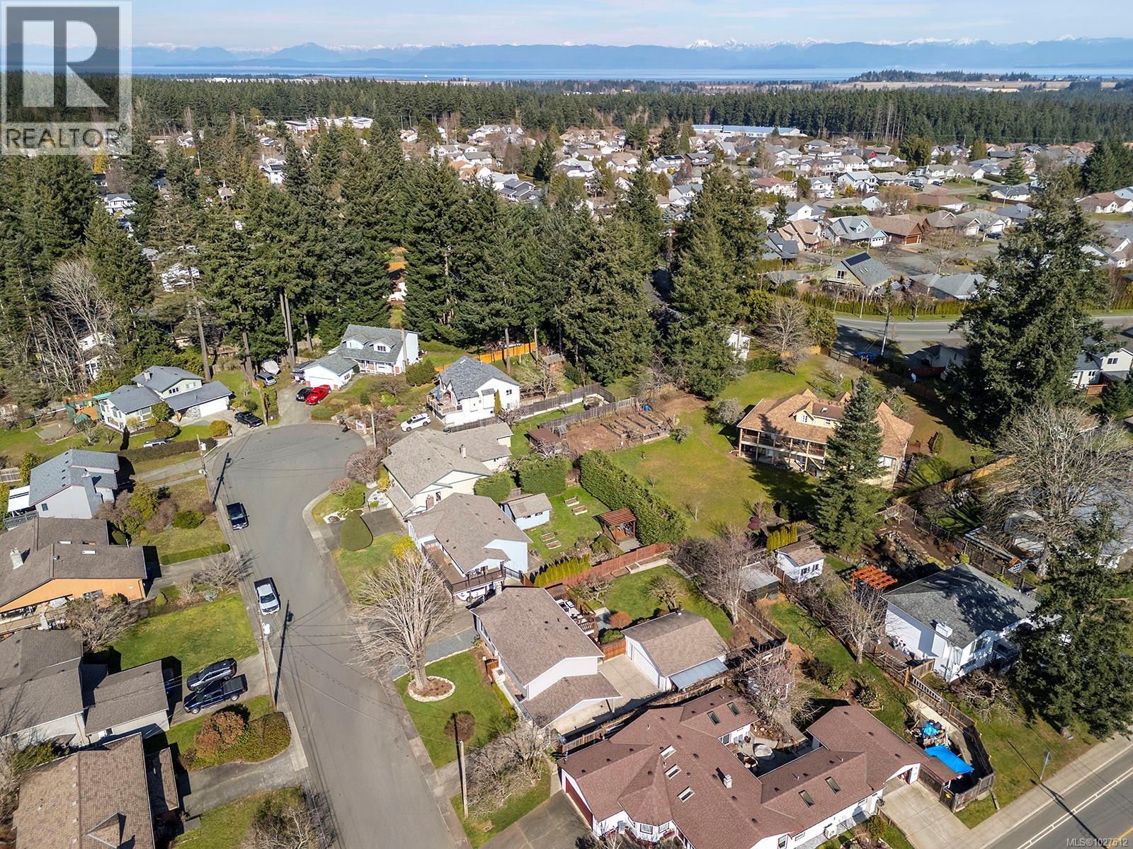 512 Brooklyn Pl, Comox