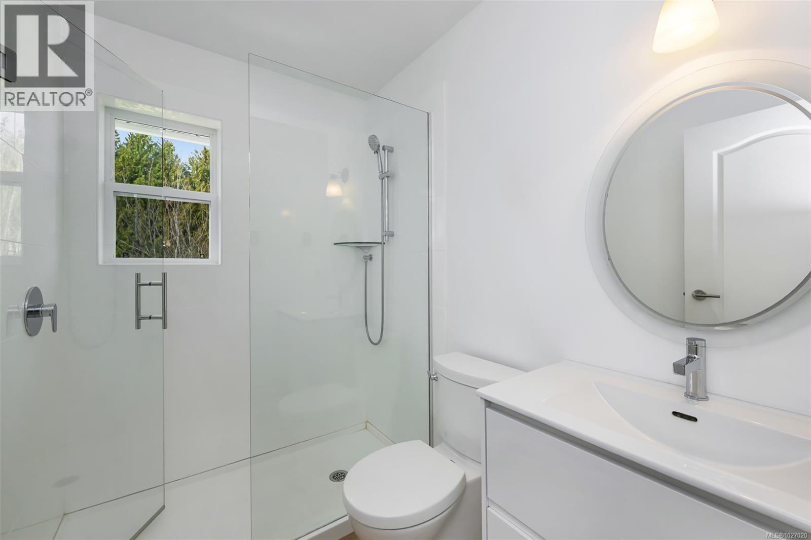 2018 Deborah Pl, Duncan