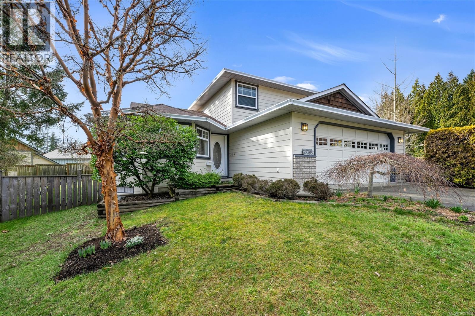 2018 Deborah Pl, Duncan