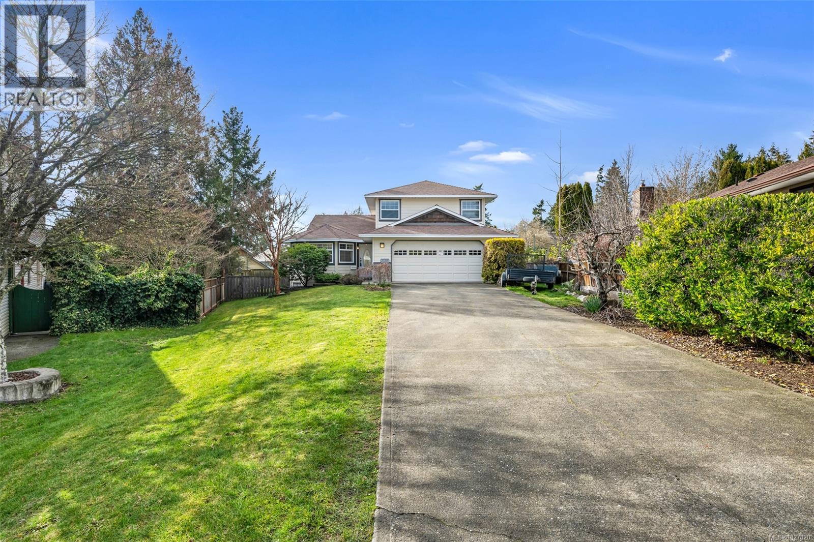 2018 Deborah Pl, Duncan