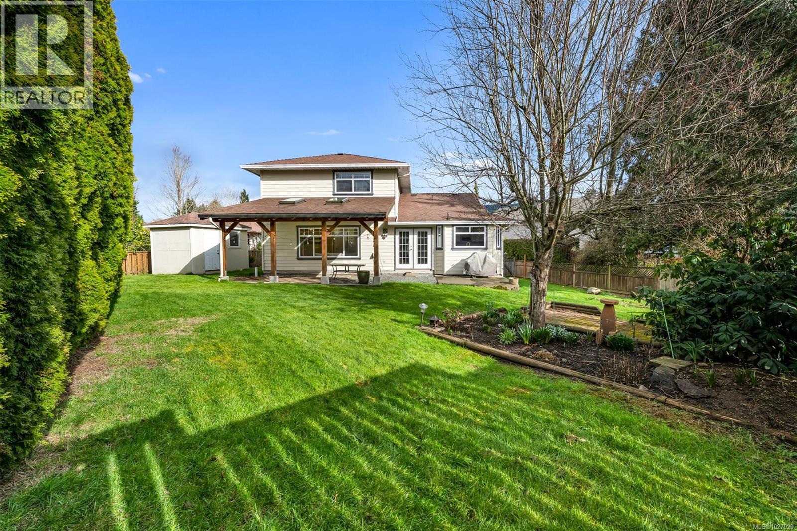 2018 Deborah Pl, Duncan