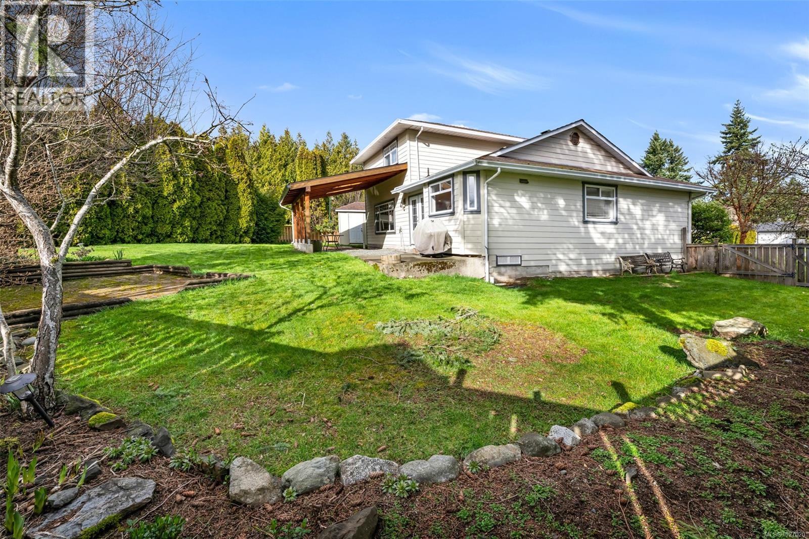 2018 Deborah Pl, Duncan