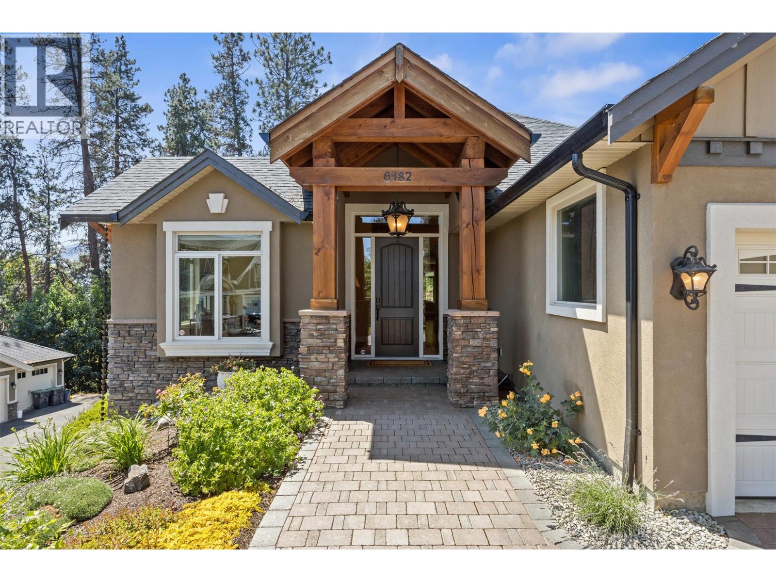  6482 Renfrew Court, Peachland