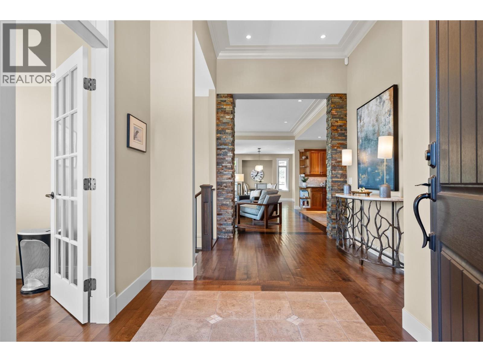  6482 Renfrew Court, Peachland