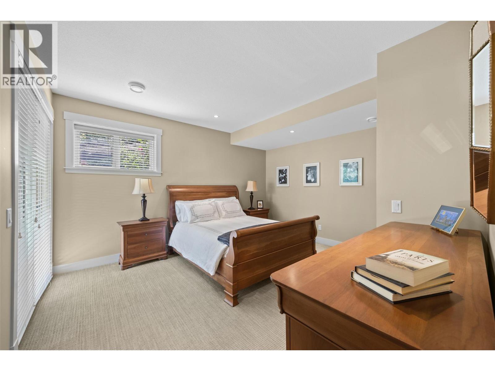  6482 Renfrew Court, Peachland