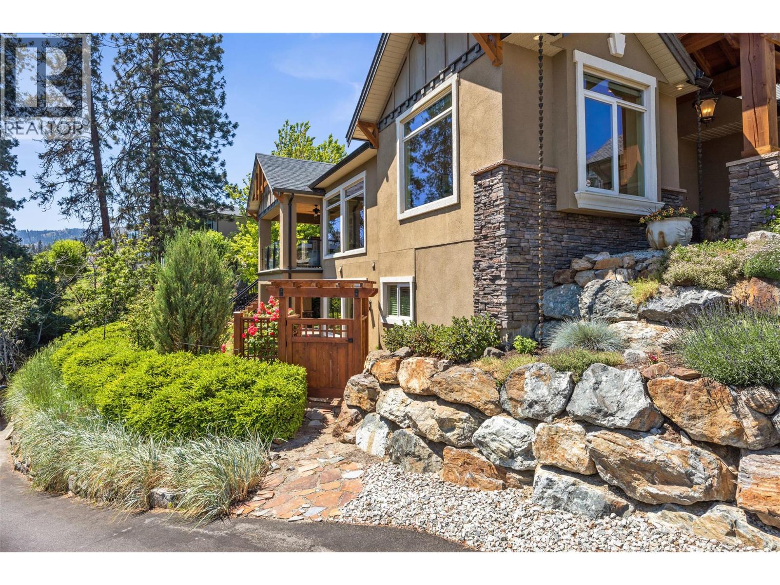 6482 Renfrew Court, Peachland
